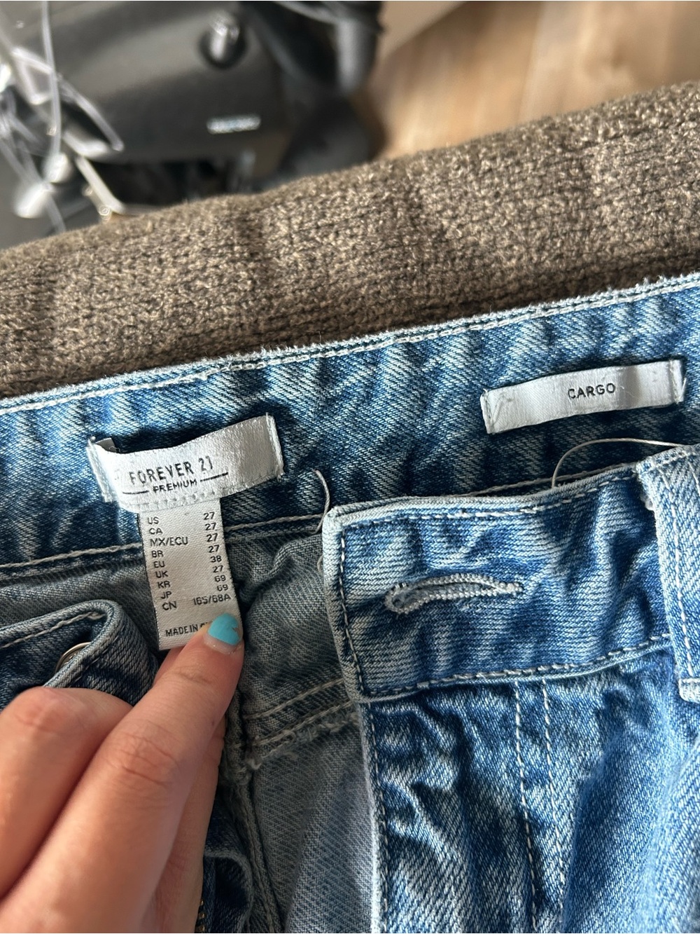 Forever 21 Women's Blue Straight-Leg Cargo Jeans - Picture 2 of 4